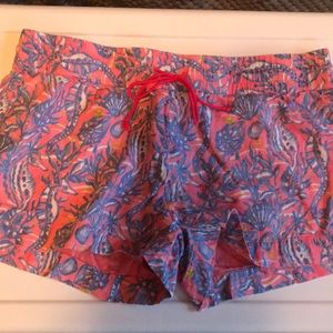 Vineyard Vines shorts